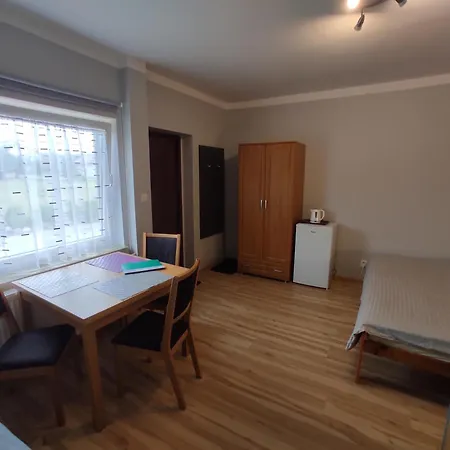 Pokoje Pod Klonami Homestay